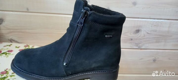 Ботинки женские