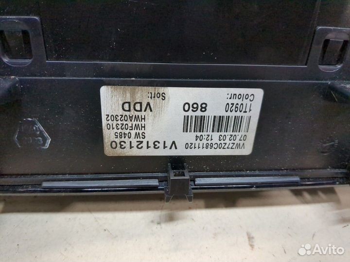 Щиток приборов Volkswagen Touran, 2003