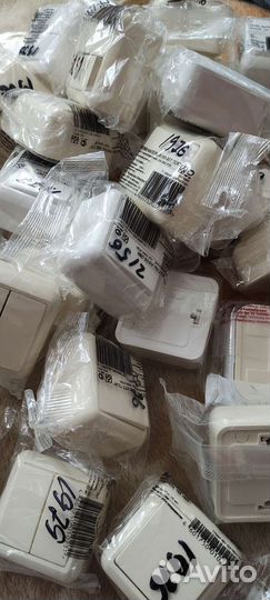 Розетки, выключатели, вилки