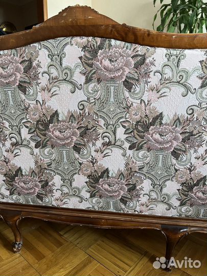 Диван Румыния