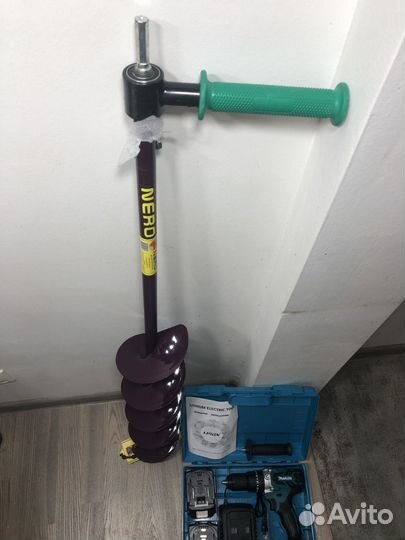 Ледобур с шуруповертом 130