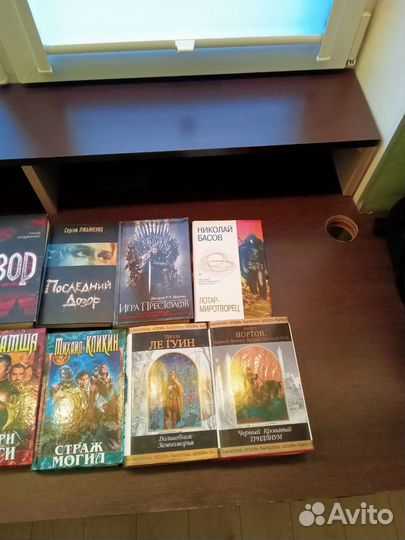 Книги разных жанров