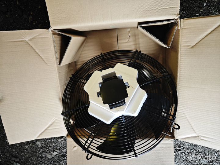 Вентиляторы осевые Weiguang YWF- 4E-450S-102/60-G