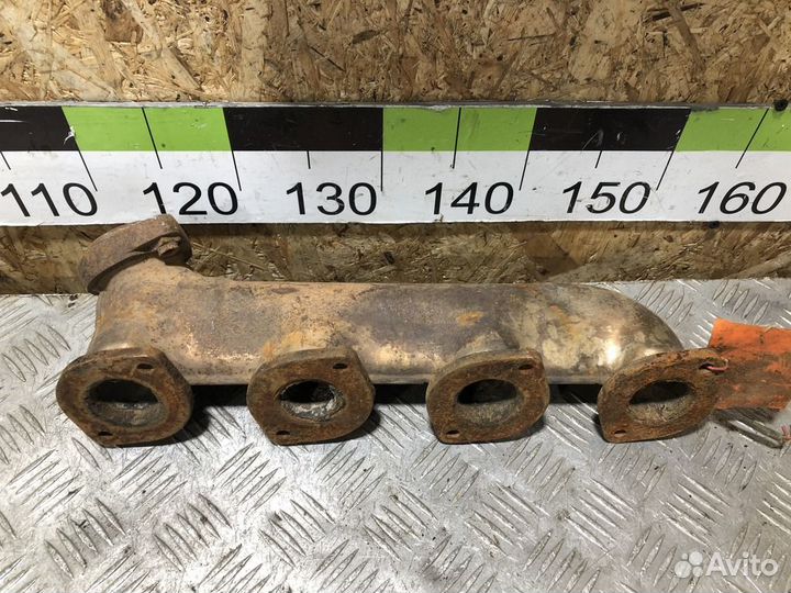 Коллектор выпускной правый Clk 209