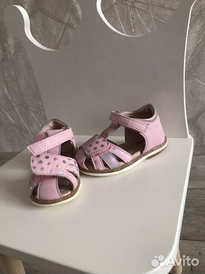 Босоножки для девочки