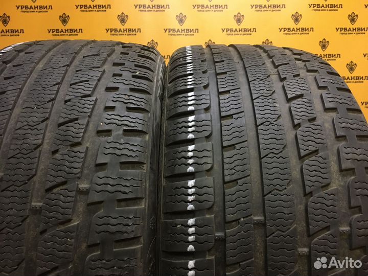 Kumho I'Zen KW27 235/45 R17 97V