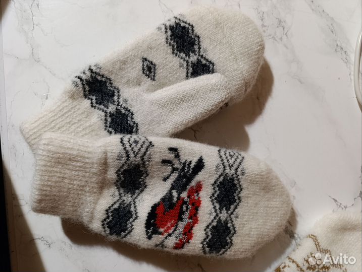 Варежки и носки