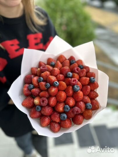 Съедобные,мужские букеты,фрукты в шоколаде