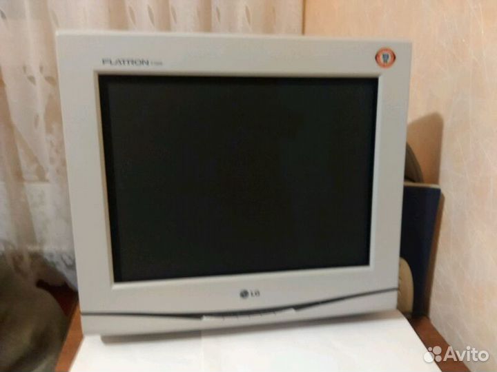Монитор LG