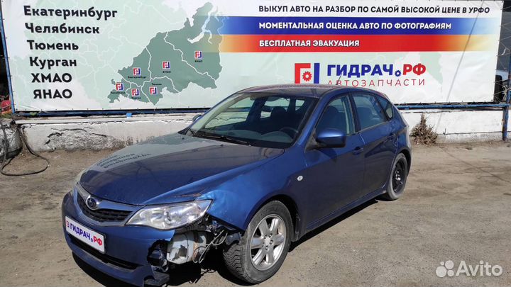 Крышка зеркала внутренняя левая Subaru Impreza (G12) G12 94251-FG010