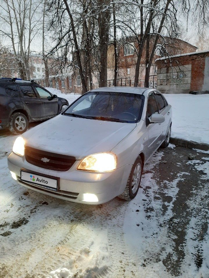 Chevrolet Lacetti: фото владельца