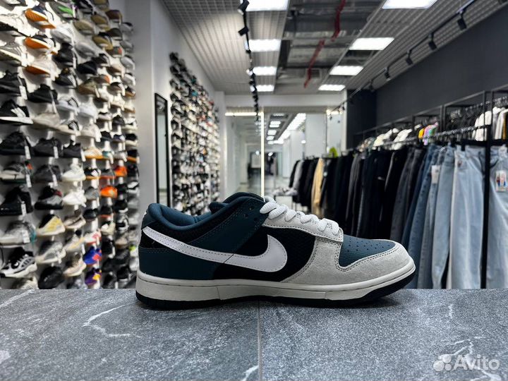 Кроссовки Nike sb в ТЦ мтв центр