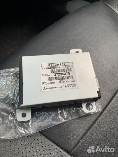 Блок USB mitsubishi 8750A282
