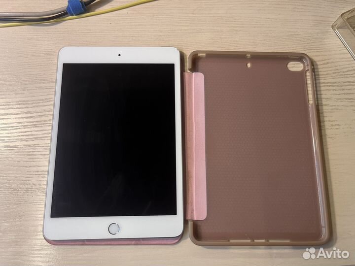 iPad mini 4 16gb Cellular