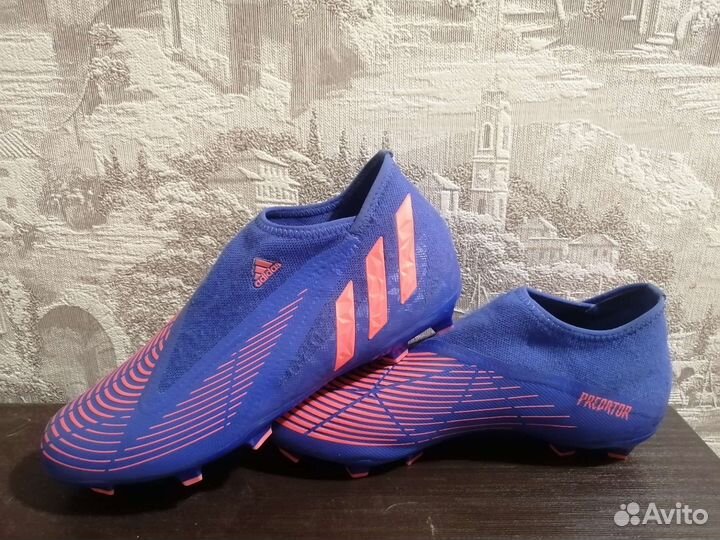 Футбольные бутсы adidas 43 размер
