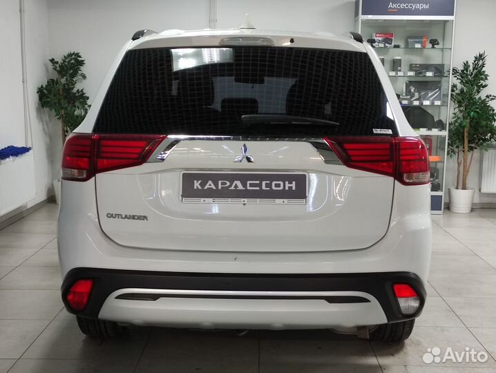 Mitsubishi Outlander 2.0 CVT, 2022, 48 000 км