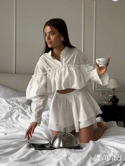 Костюм юбка и блуза новый нарядный