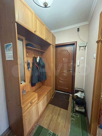 2-к. квартира, 56 м², 3/3 эт.