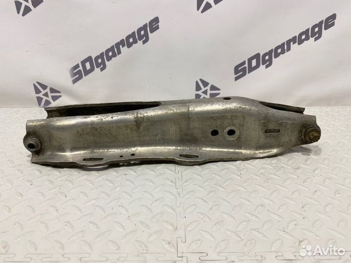 Рычаг подвески нижний задний левый Mercedes