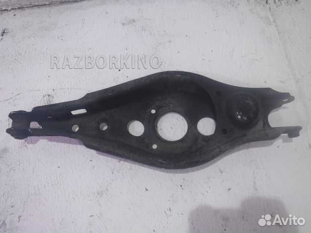 Рычаг задний поперечный левый