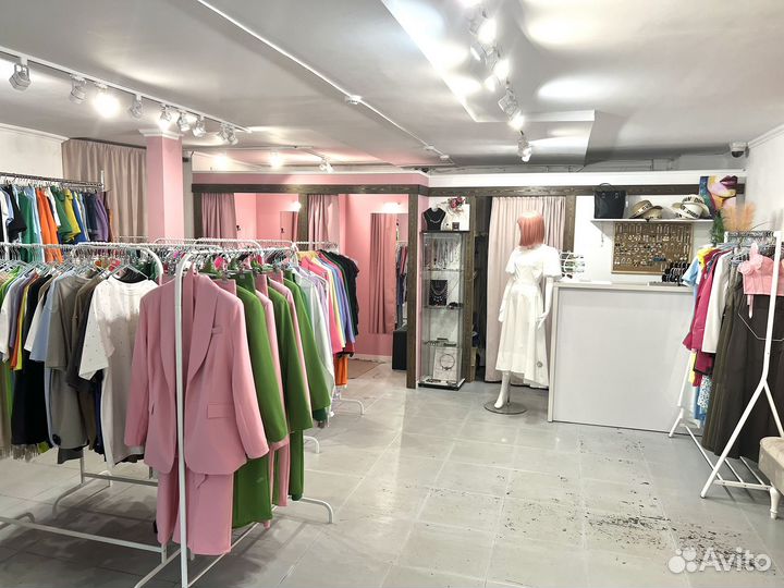 Шоурум женской одежды