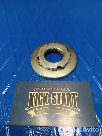 Гайка рулевой колонки траверсы Honda 53220-MW0-000