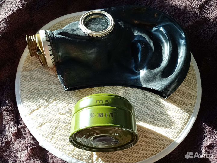 Противогаз новый гп-5 комплект увеличенный с ипп-8