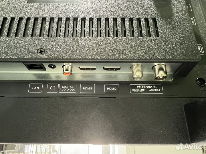 Телевизор smart tv Skyline 32yst6570