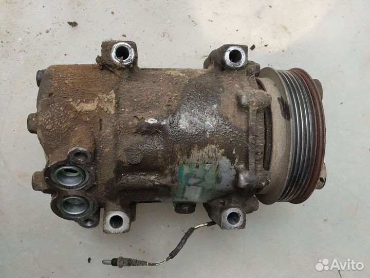 Компрессор кондиционера Рено лагуна 1