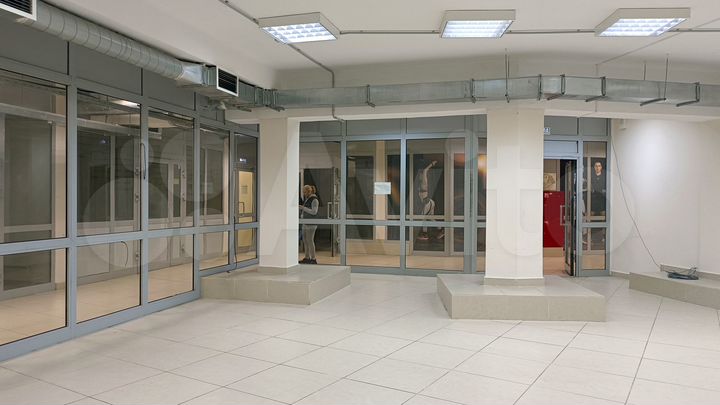 Торговое помещение, 106.4 м²