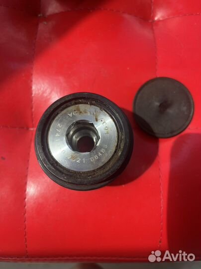 Обгонная муфта генератора Toyota Camry 50