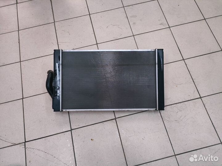 Радиатор Toyota Prius Alpha ZVW41