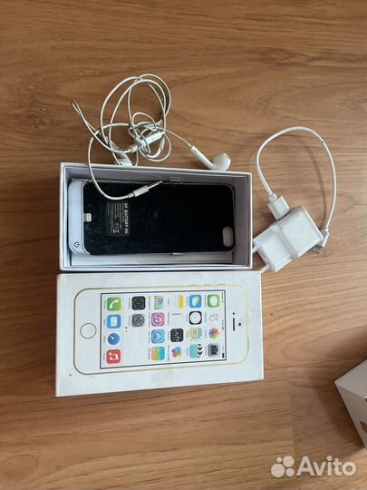 Коробки iPhone 4 5s