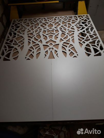 Декоративное панно, перегородка