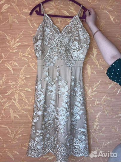 Вечернее платье