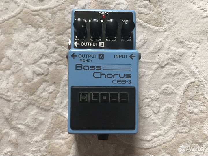 Гитарные педали boss bass chorus ceb 3