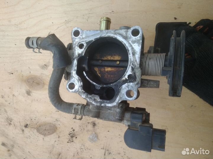 Дроссель блок для Тойота Авенсис 2003-2008 1,8