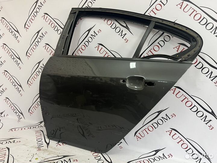 Дверь задняя левая Opel Insignia