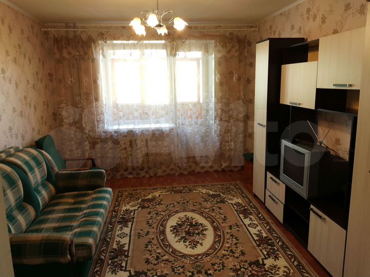 2-к. квартира, 57 м², 5/10 эт.