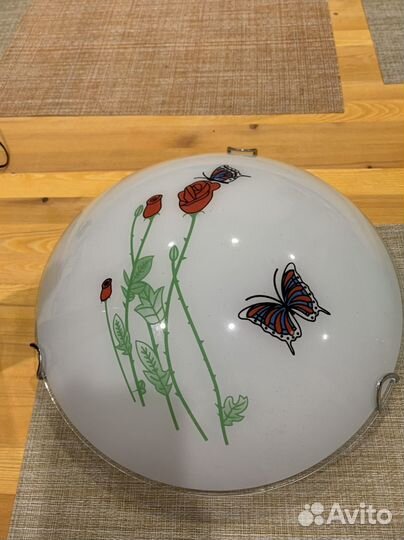 Люстра потолочная и светильники