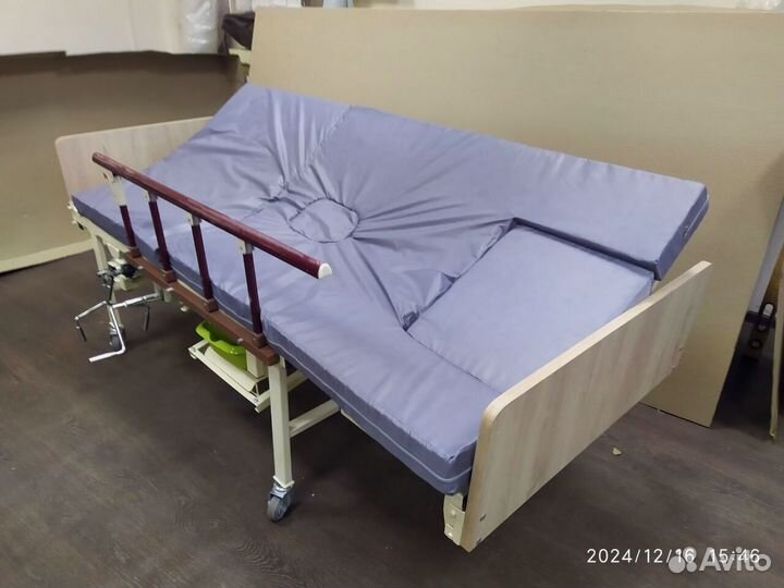 Кровать механическая медицинская