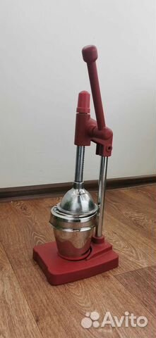 Пресс для цитрусовых и гранатов