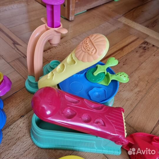 Play Doh огромный набор кухня (б/у)