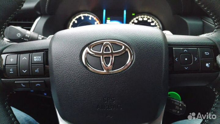 Водитель легкового автомобиля