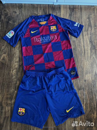 Футбольная форма барселона