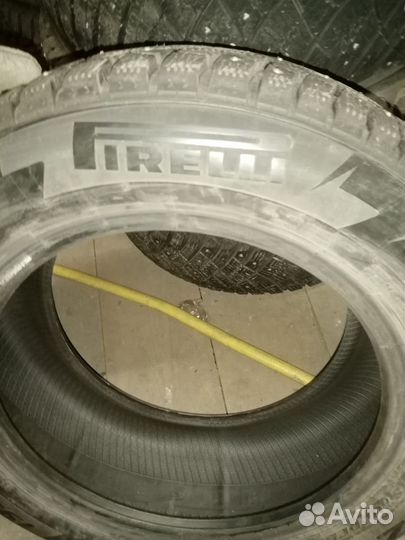 Pirelli Ice 195/60 R15
