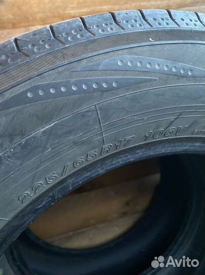 Yokohama BluEarth RV-02 225/65 R17 106V