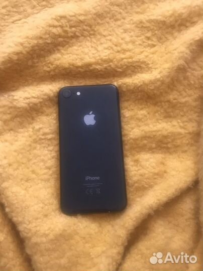 Телефон iPhone 8 64 gb