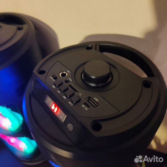 Колонка портативная беспроводная bluetooth(Новая)