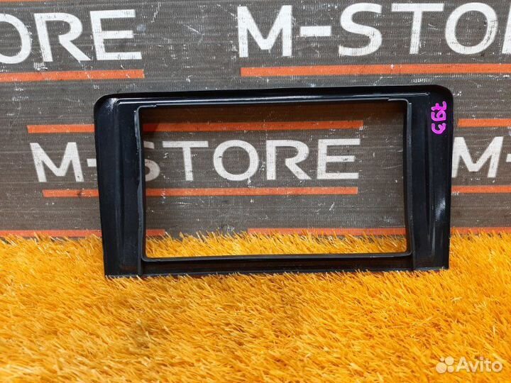 Рамка магнитолы Audi A3 8P caxc 2009